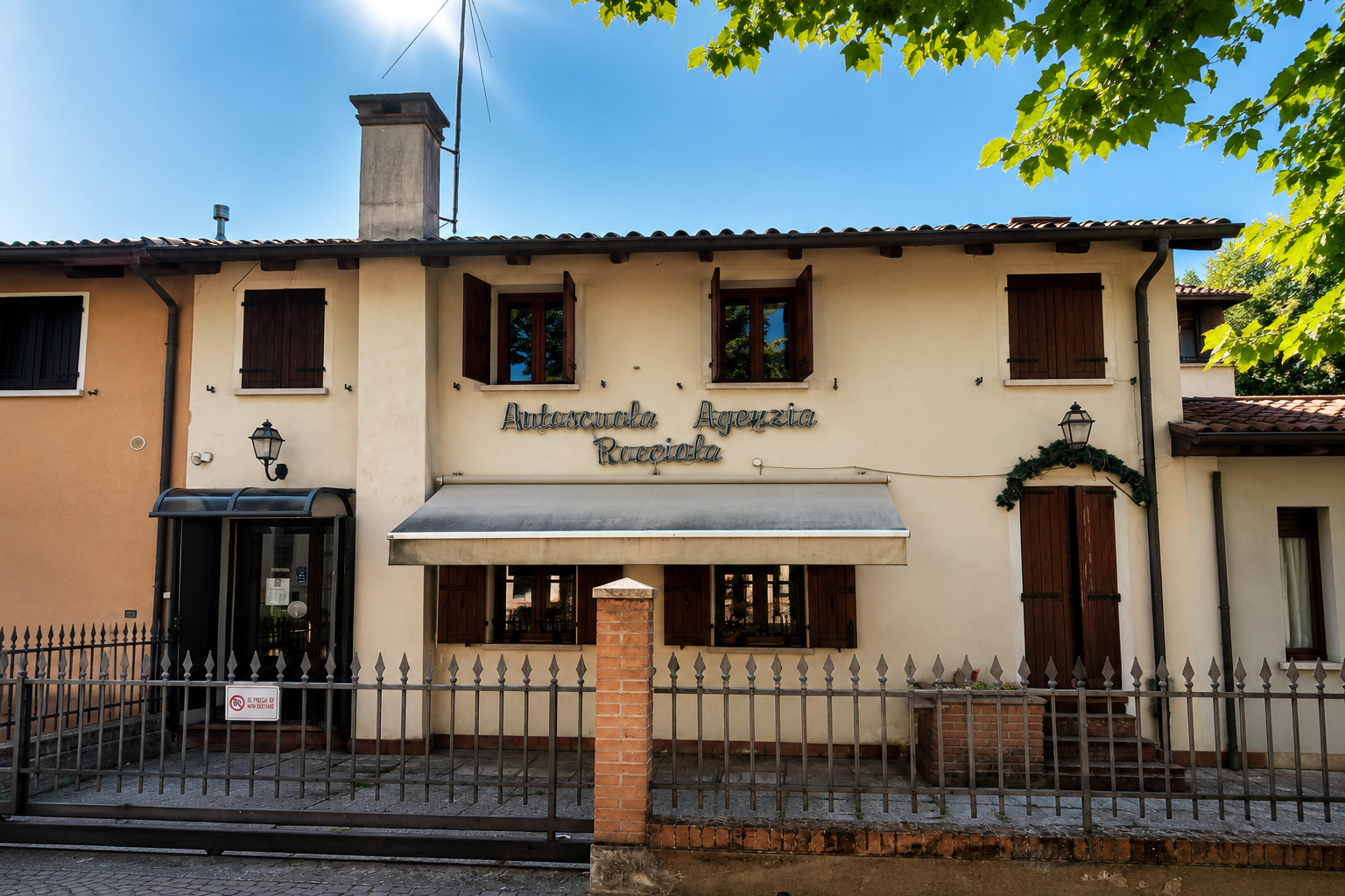 Affitto Servizi vari AUTOSCUOLA AVVIATA IN AFFITTO D'AZIENDA a Noale (VE)
